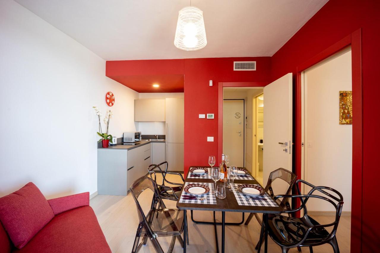 Aregai Marina Exclusive Seaside Apartments Santo Stefano al Mare Kültér fotó